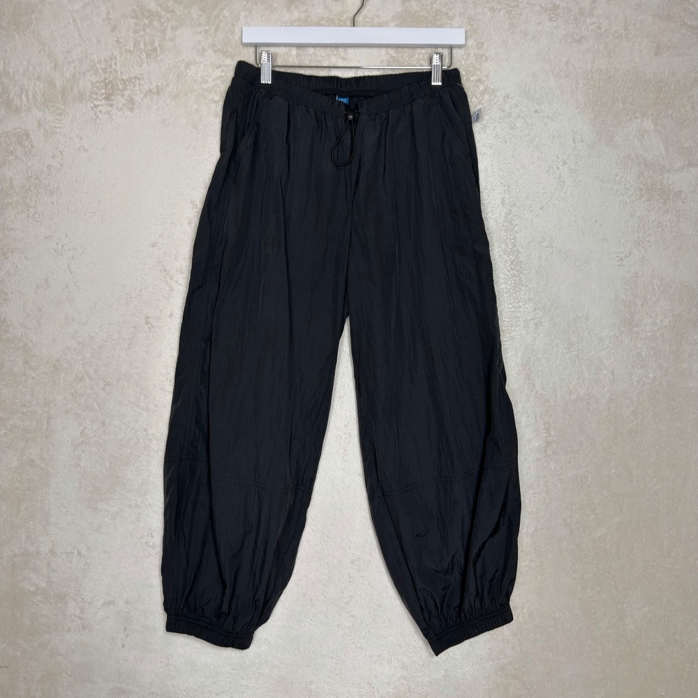 Old Navy Black Quick Dry Nylon Parachute Jogger Pants M Petite NWT Gorpcore